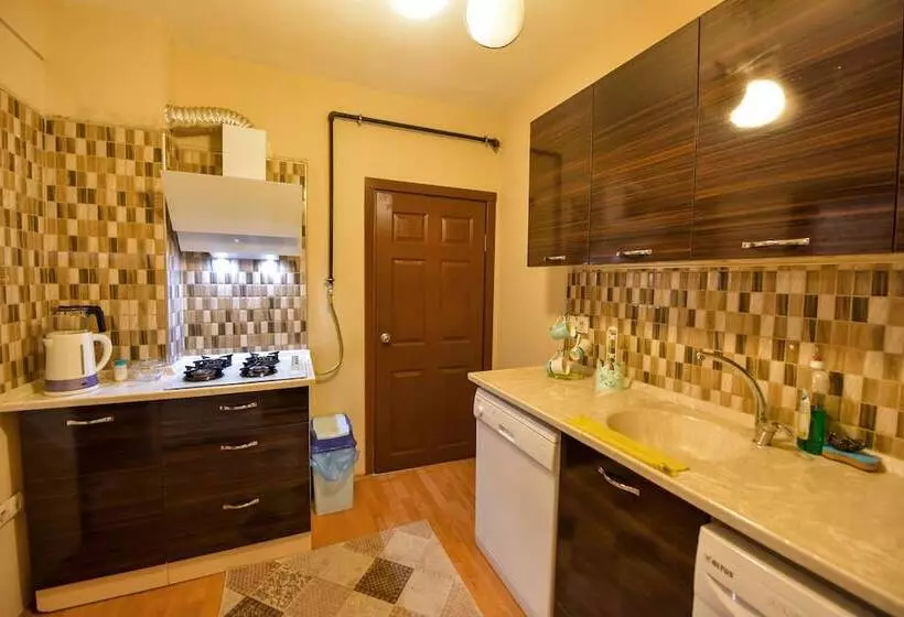 My Guse Suite
