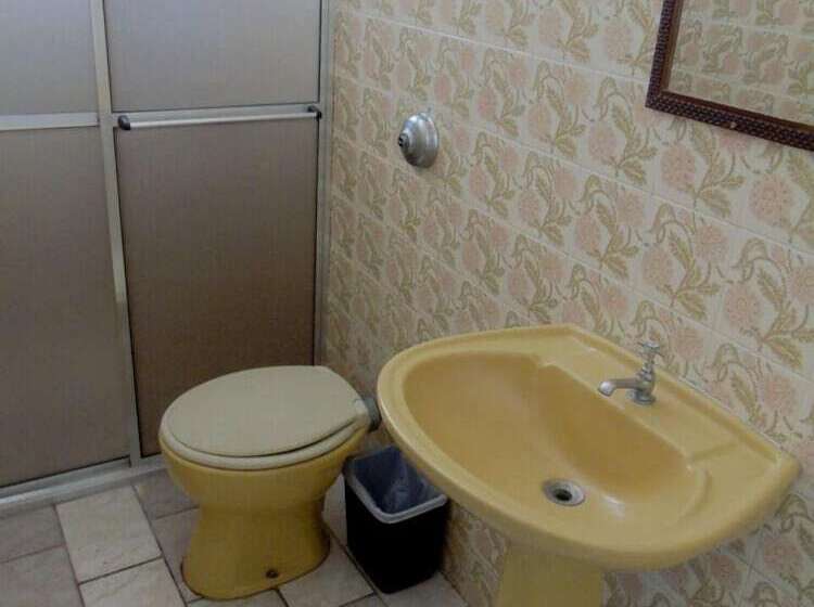 Pensió A Pousada Pindamonhangaba