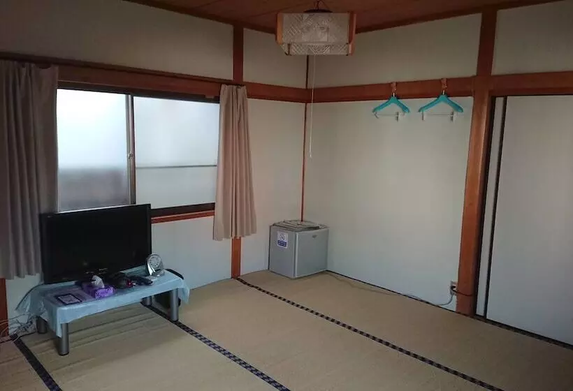 Majatalo Guesthouse Kumano