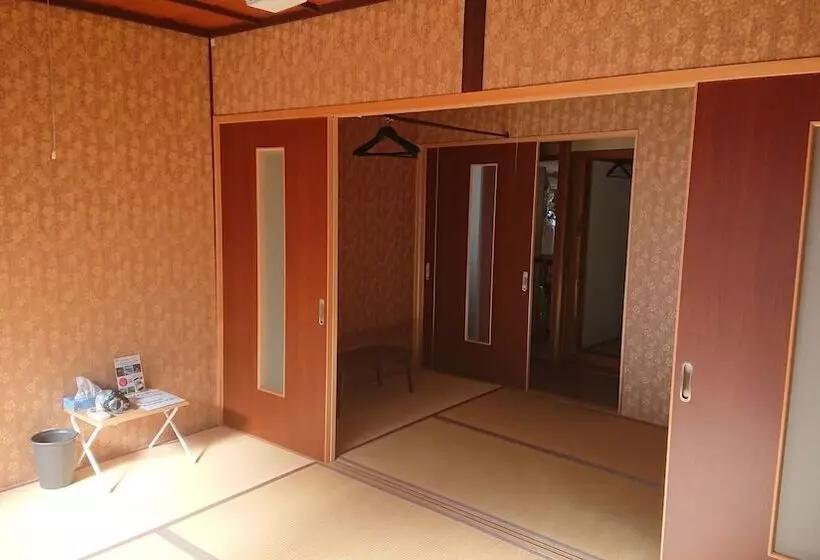 Majatalo Guesthouse Kumano