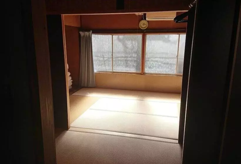 Majatalo Guesthouse Kumano