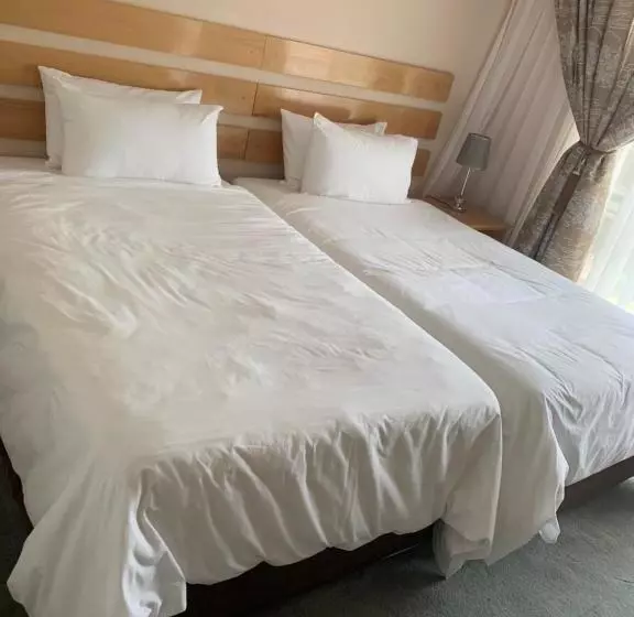 پانسیون Pentagon Guesthouse