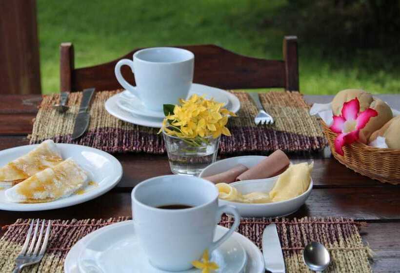 Pansiyon Pousada Kaluanã