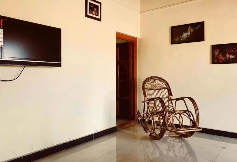 ホテル Divekar Aamrai   A Farmhouse In The Arms Of Kokan