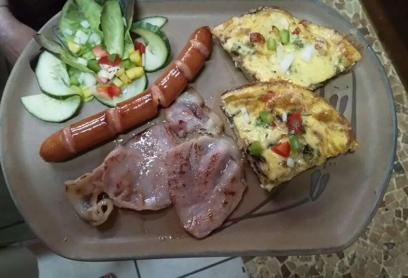 ペンション Khokha Moya Guesthouse