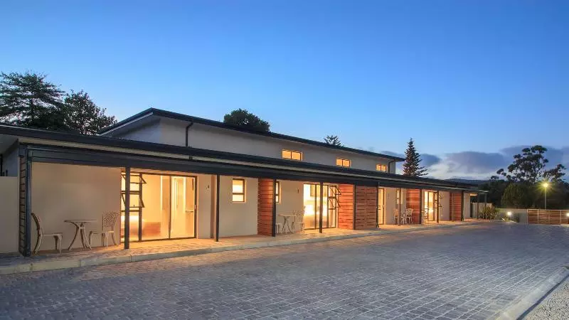 ペンション The Greens Guest House