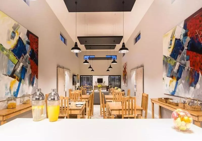 ペンション The Greens Guest House