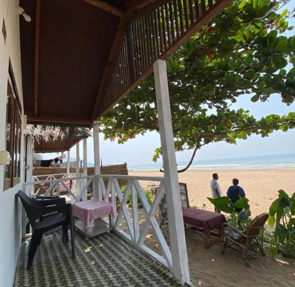 אתר נופש Omkar Beach Bungalow