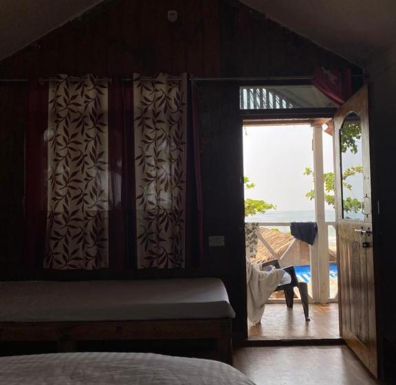 אתר נופש Omkar Beach Bungalow