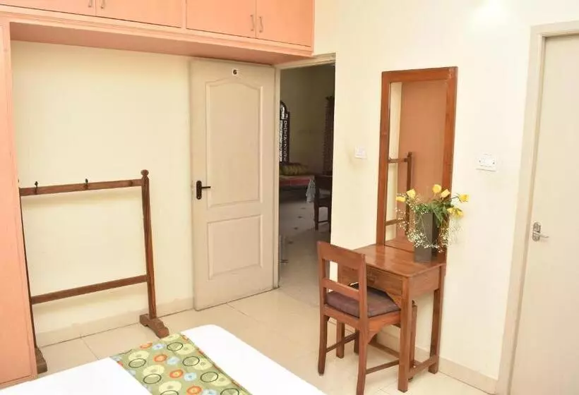 ベッドアンドブレックファースト Happy Planet