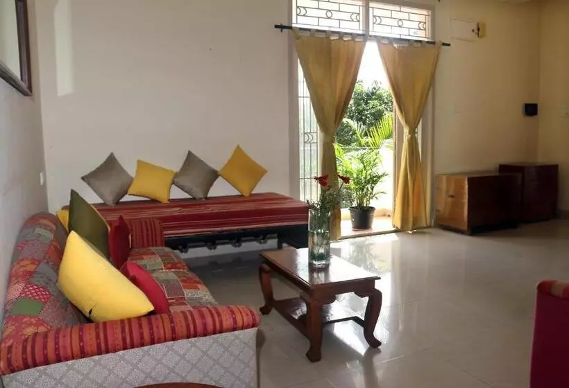 ベッドアンドブレックファースト Happy Planet