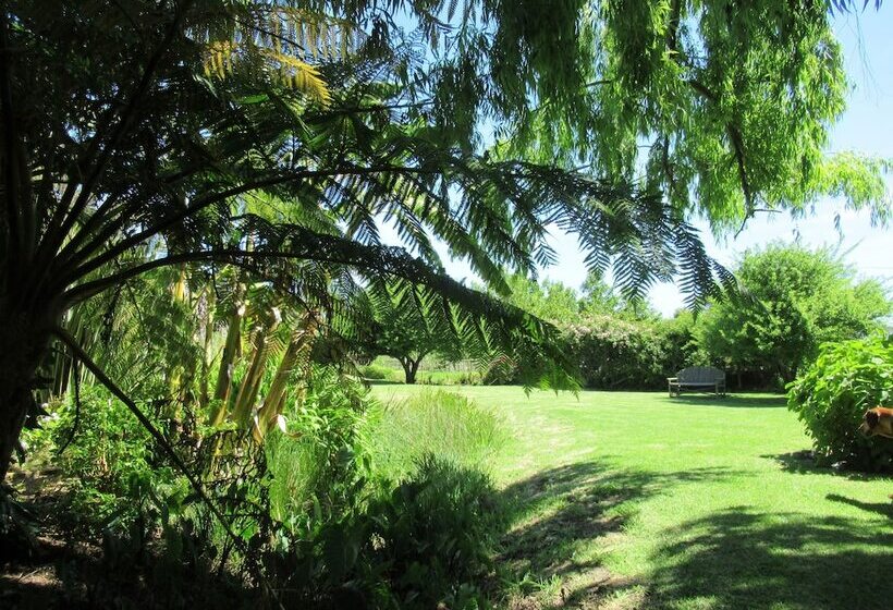 膳宿费 Acara Guesthouse & Cottages