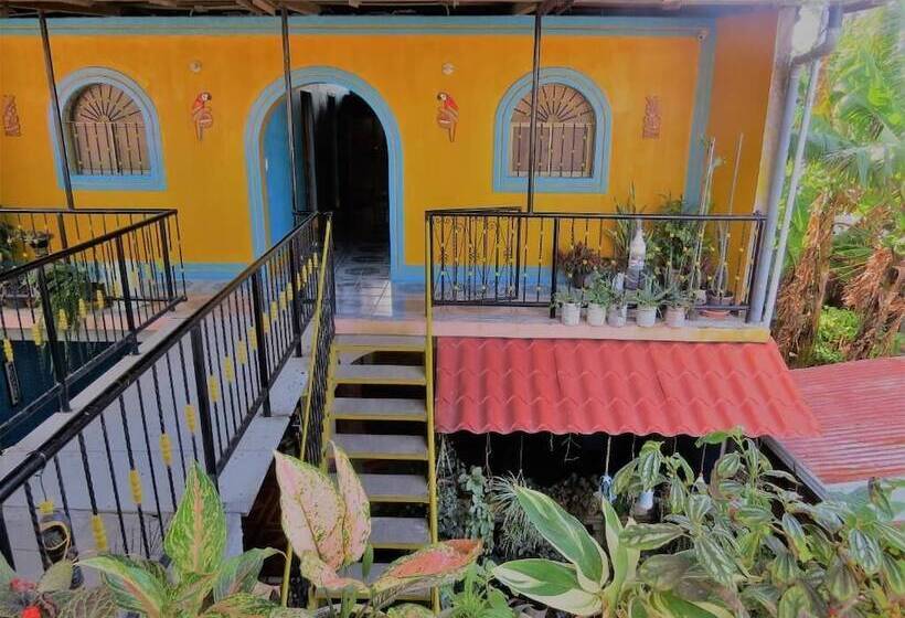 پانسیون Hostal Siero