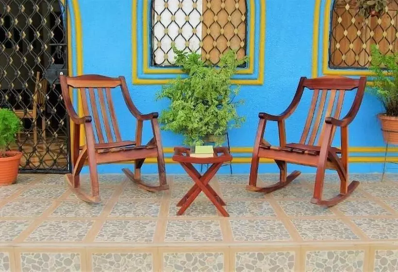 Majatalo Hostal Siero