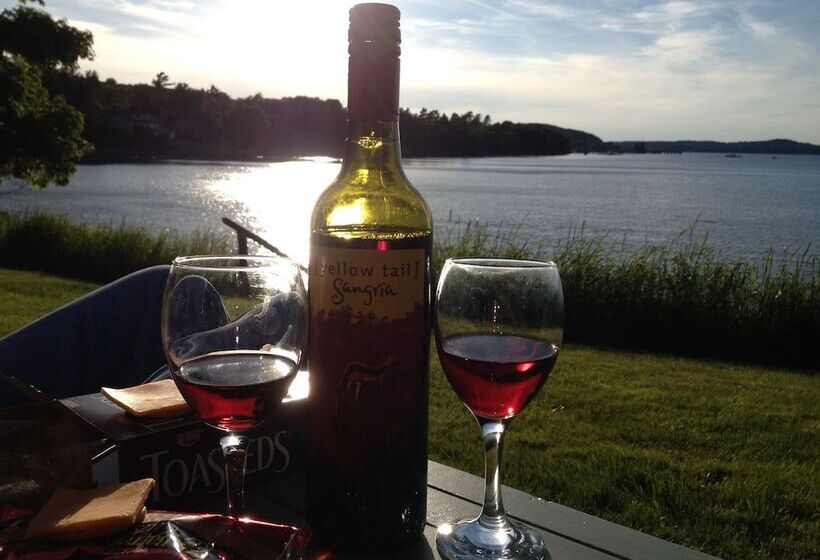 הוסטל Saltair Inn Waterfront B&b