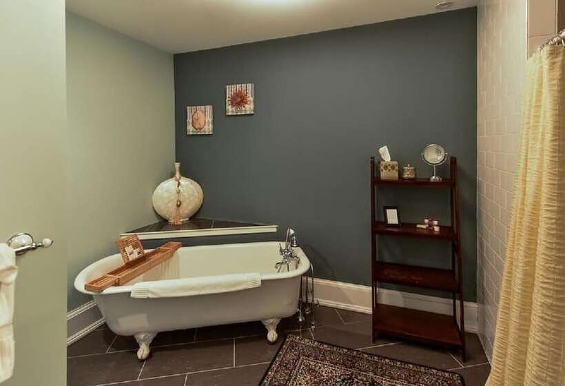 הוסטל Saltair Inn Waterfront B&b