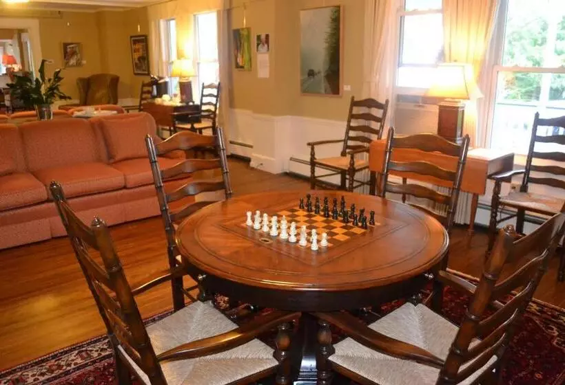 Retkeilymaja The New London Inn