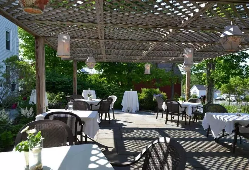 Retkeilymaja The New London Inn