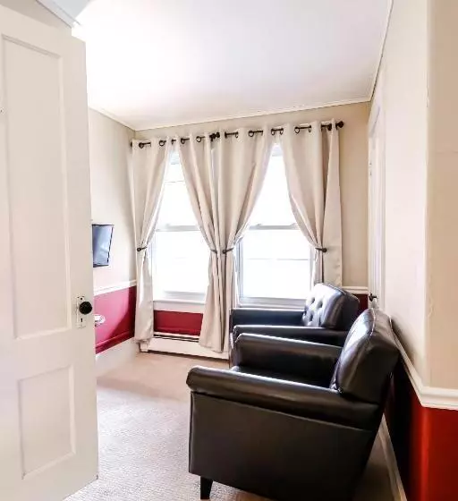 Retkeilymaja The New London Inn