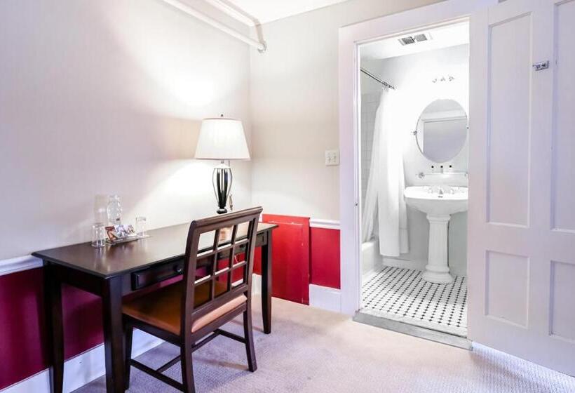 فندق صغير The New London Inn