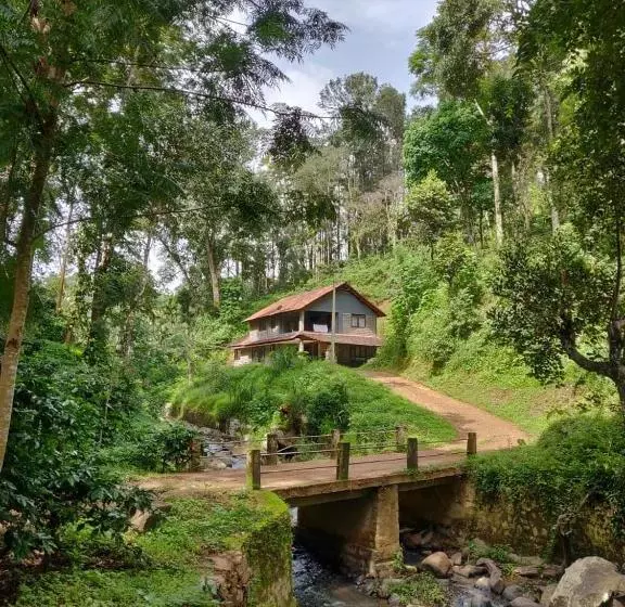 ホテル Kwality Estate
