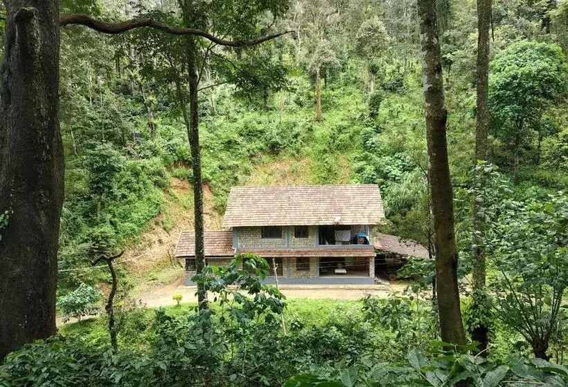 ホテル Kwality Estate
