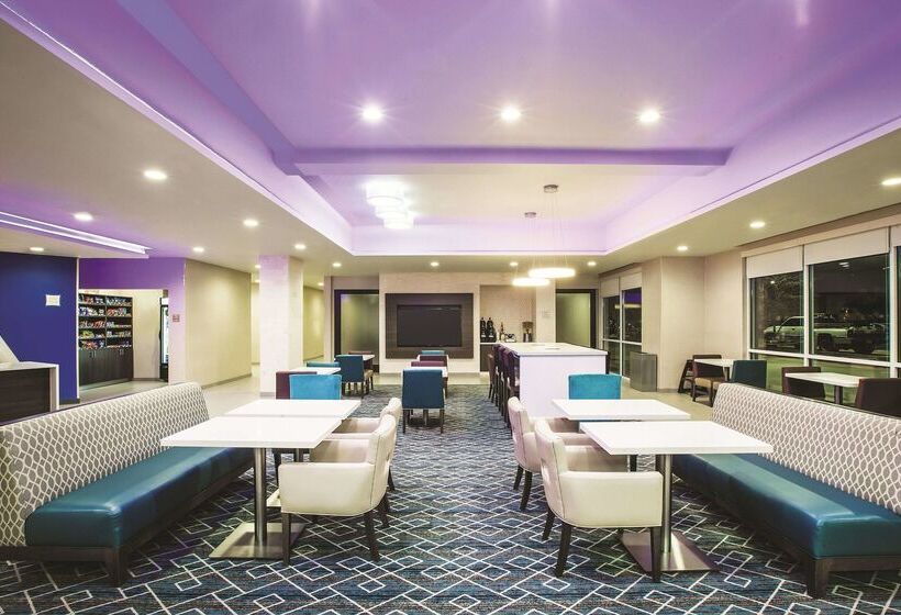 Отель La Quinta By Wyndham Dallas Northeast Arboretum