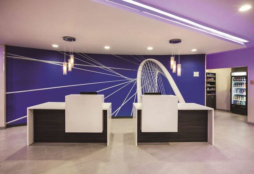 Отель La Quinta By Wyndham Dallas Northeast Arboretum