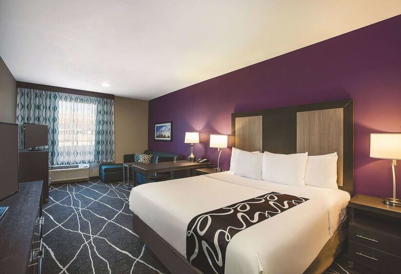 Отель La Quinta By Wyndham Dallas Northeast Arboretum