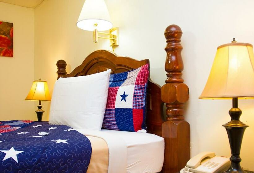 מוטל Brad's Desert Inn