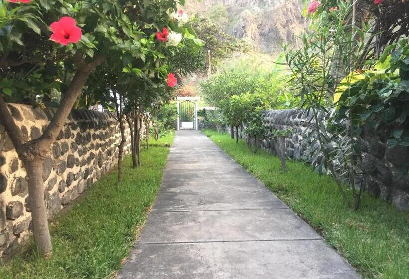 پانسیون Casa Santa Barbara Deluxe