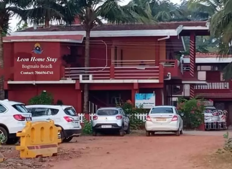 Majatalo Leon Hide Out Guest House