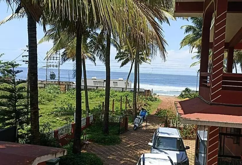 Majatalo Leon Hide Out Guest House