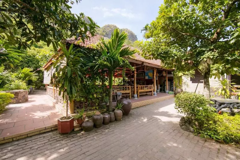هتل Lan Homestay