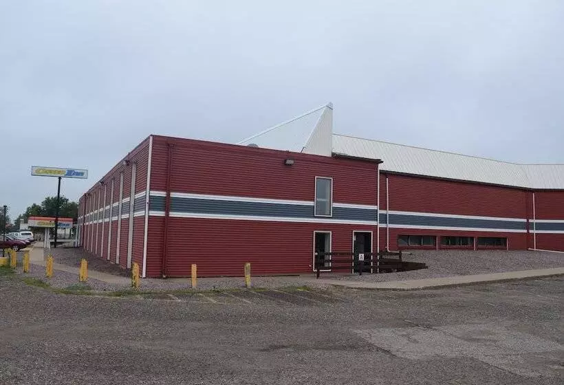 モーテル Osseo Inn