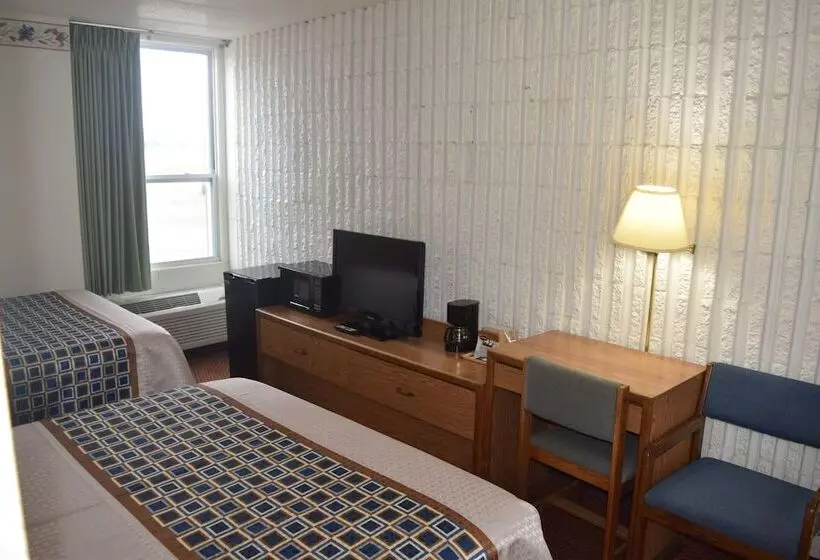 モーテル Osseo Inn