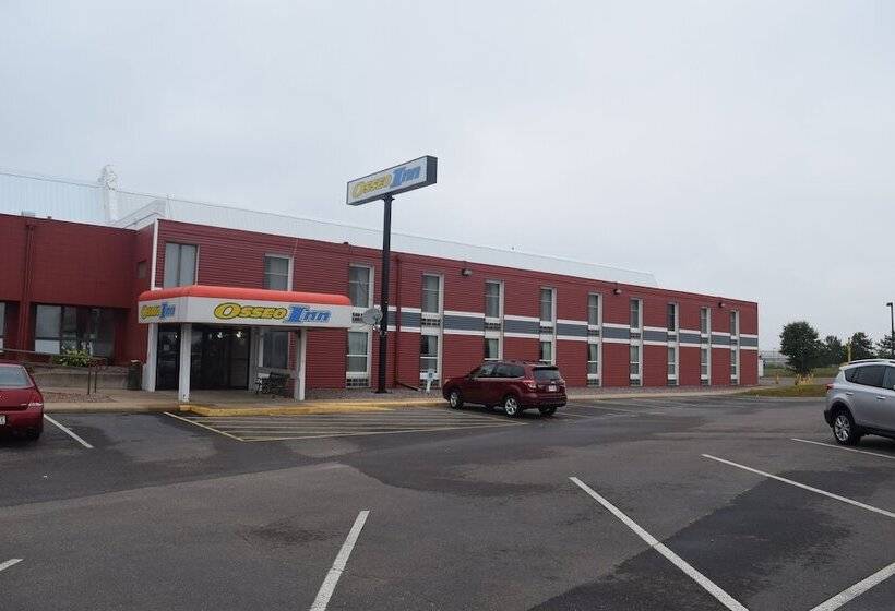 モーテル Osseo Inn