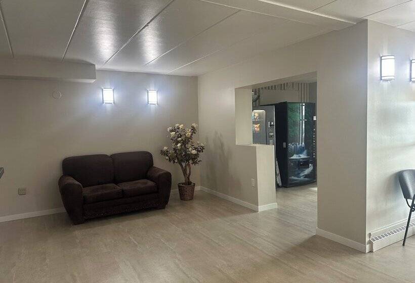 モーテル Osseo Inn