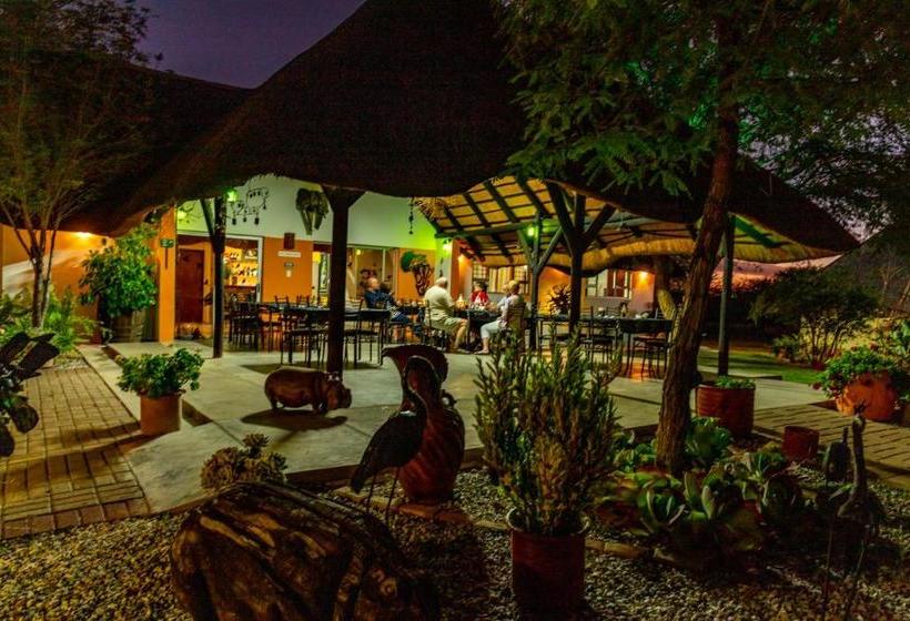 پانسیون Lion's Den Guesthouse