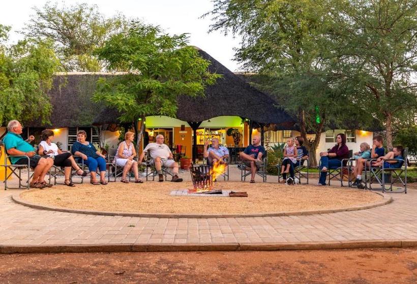 پانسیون Lion's Den Guesthouse