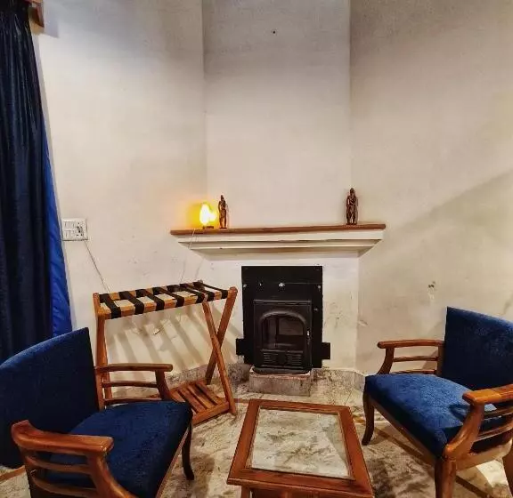 Pension  Deodar Homestay