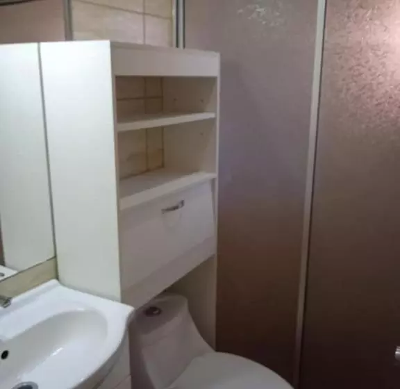 ペンション Hostal Mahuida
