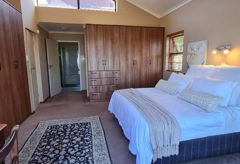 Majatalo Kaya Cabhozi At 306 On Heightsroad