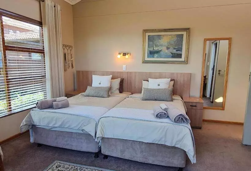 Majatalo Kaya Cabhozi At 306 On Heightsroad