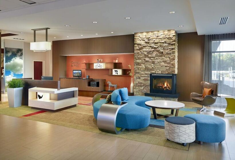 فندق Fairfield Inn & Suites By Marriott Hendersonville Flat Rock
