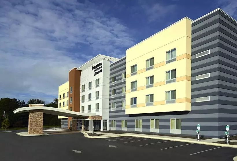 Hotelli Fairfield Inn & Suites By Marriott Hendersonville Flat Rock