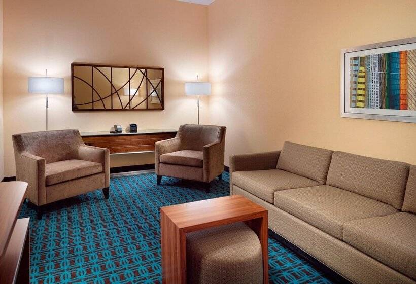 فندق Fairfield Inn & Suites By Marriott Hendersonville Flat Rock