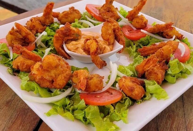 پانسیون Pousada Bugaendrus