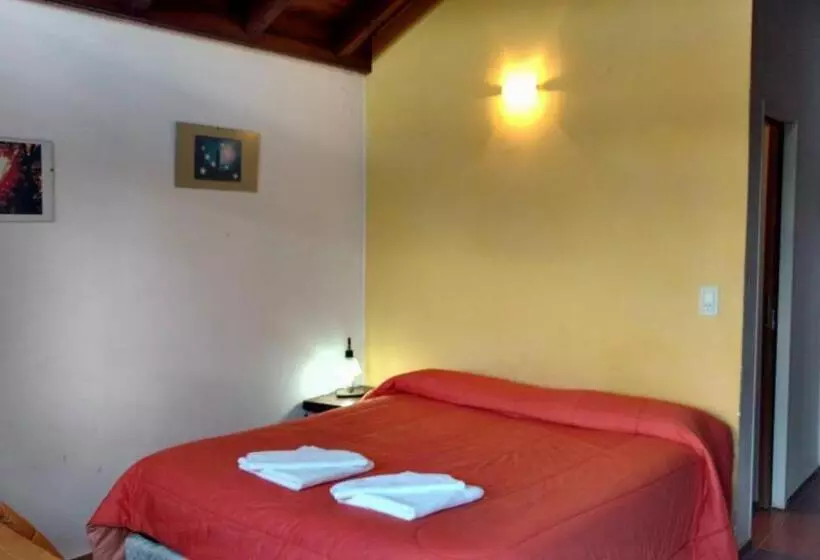 Retkeilymaja El Mundo Interior