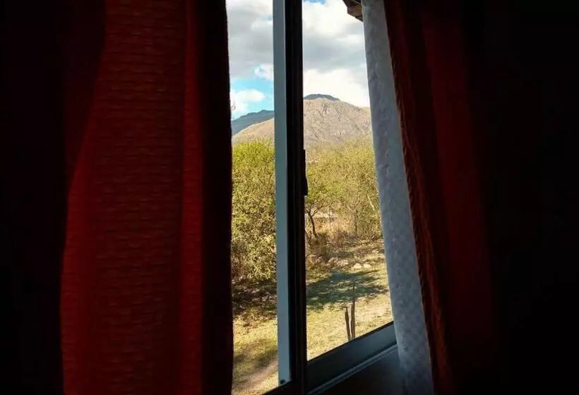 Retkeilymaja El Mundo Interior